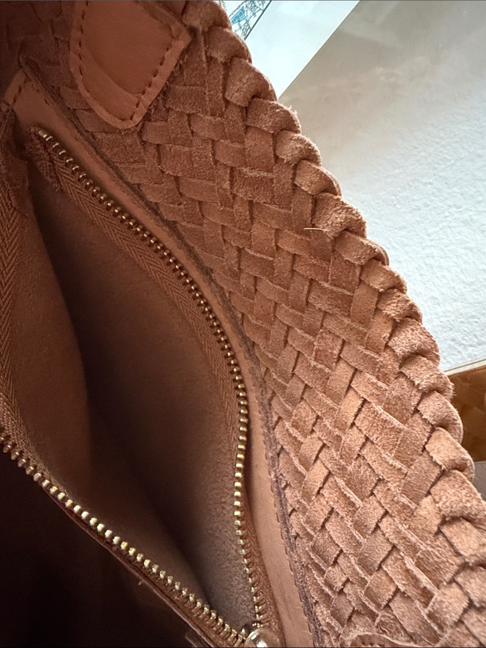 Madewell Woven Tote in Cognac Brown - Picture 3 of 5